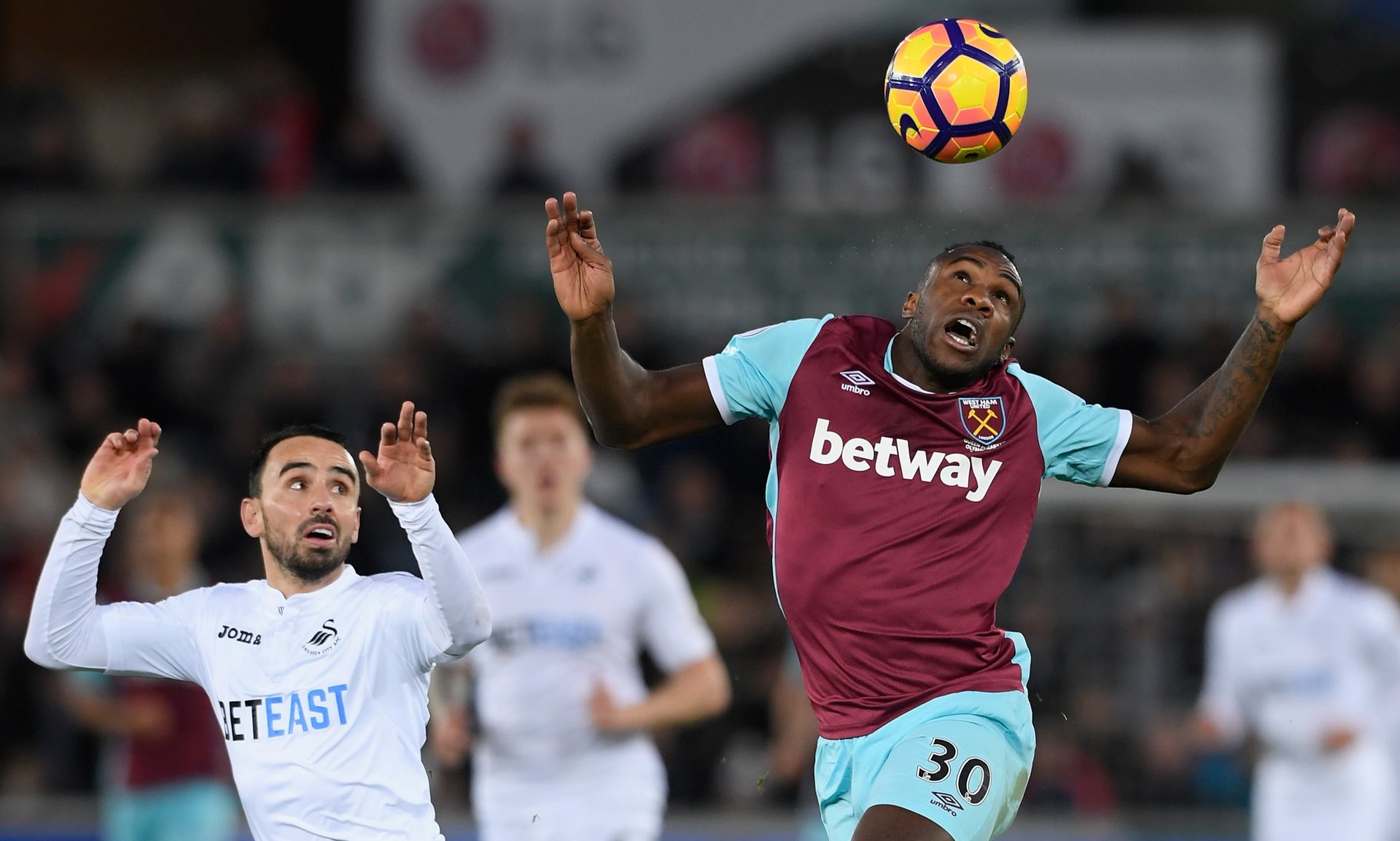 的边路进攻 的边路进攻